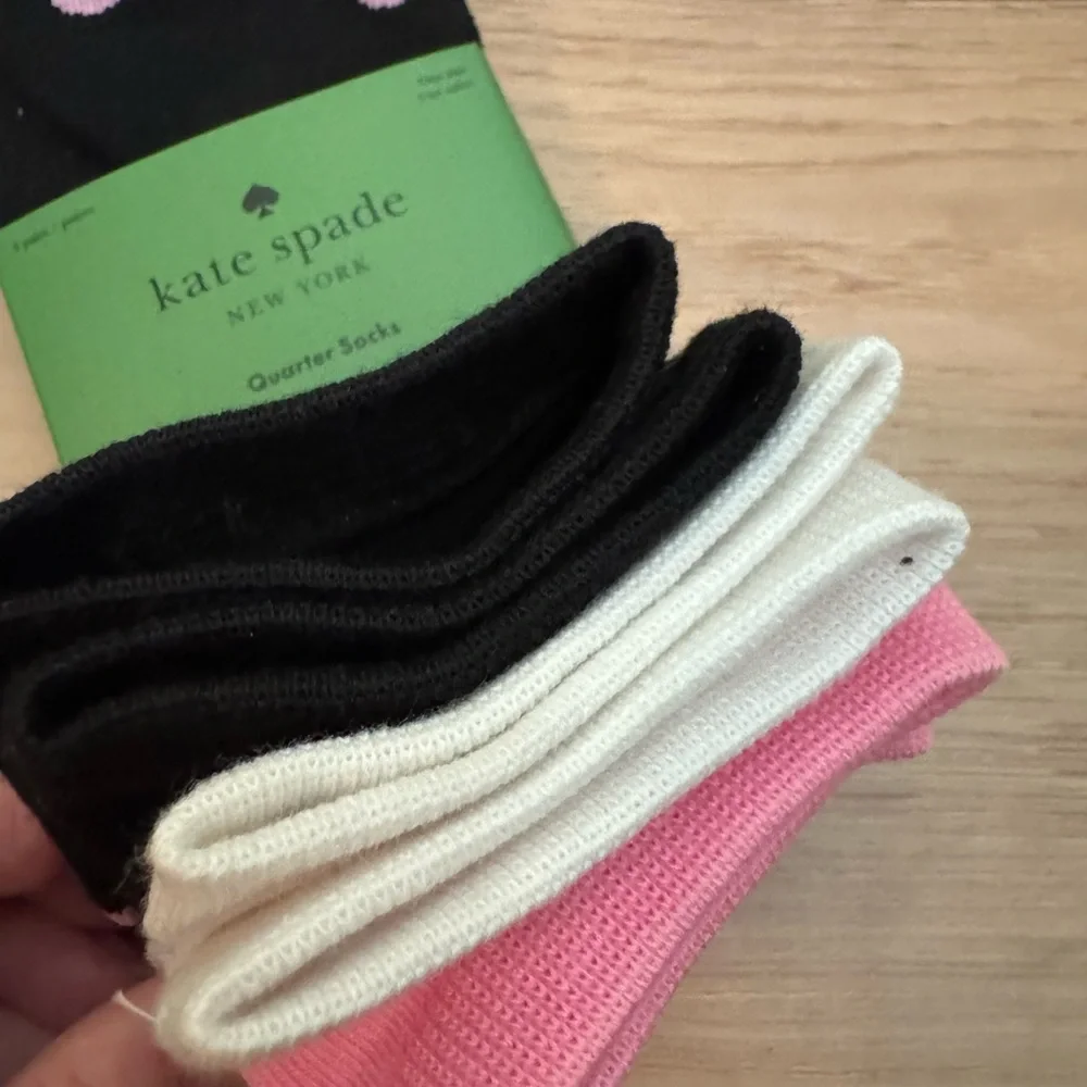 Kate Spade Designer Whimsical 3 Pack of Dot Quarter SOCKS Playful NWT 3 Pair